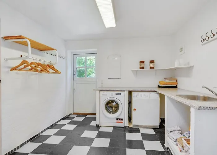 Dom wakacyjny Sirkku - 320m From The Sea By Interhome